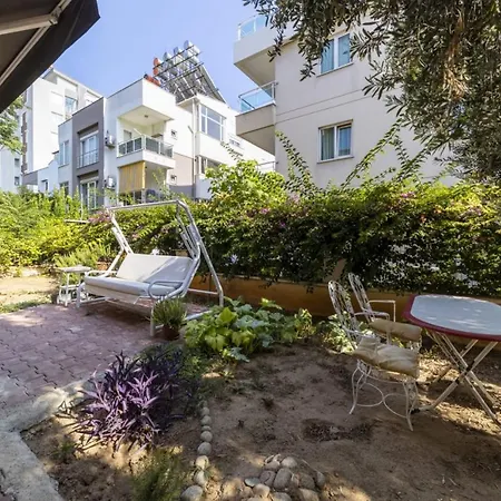 Flat With Backyard 600 M To Duden Waterfalls Апартаменты *